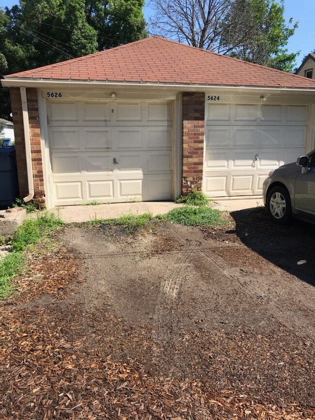 Photo - 5624 Nicollet Ave