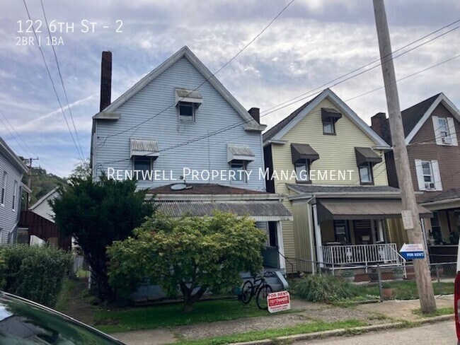 Photo - 122 6th St Unit 2