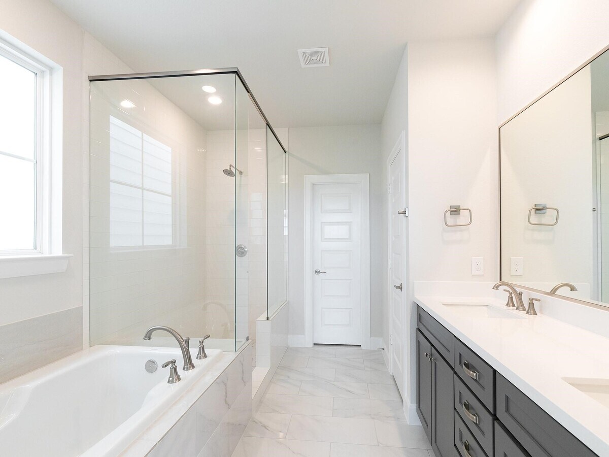 Photo - 2808 Grand Fountains Dr