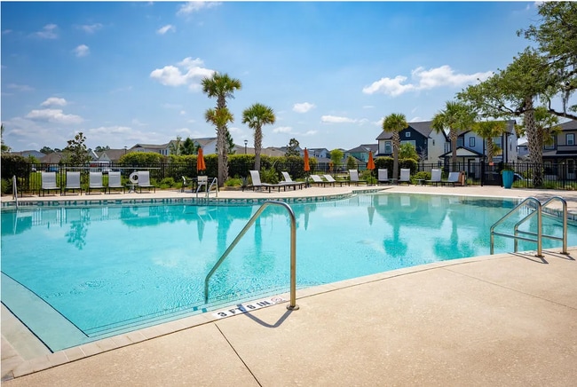 Resort Style Pool - 3011 Prospect Trl Unit 1 Bedroom Apartment