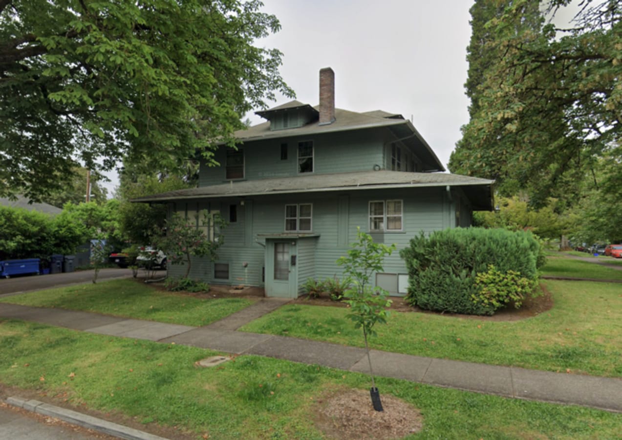 1 Bedroom Apartment With Shared Bathroom - 1 Bedroom Apartment With Shared Bathroom Unit 612 W 10th Ave #3