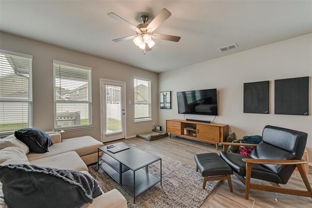 Photo - 5924 Hopkins Dr