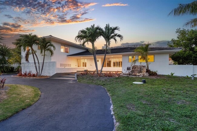 Photo - 1481 NE 104th St