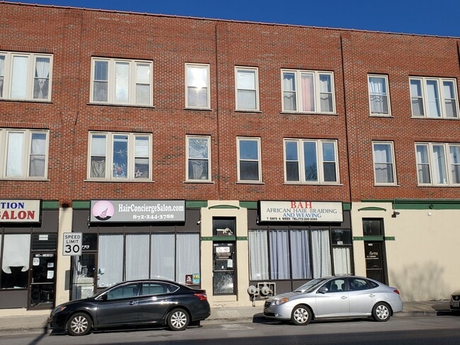 Building Photo - Bronzeville Beauty Unit 2E Rental