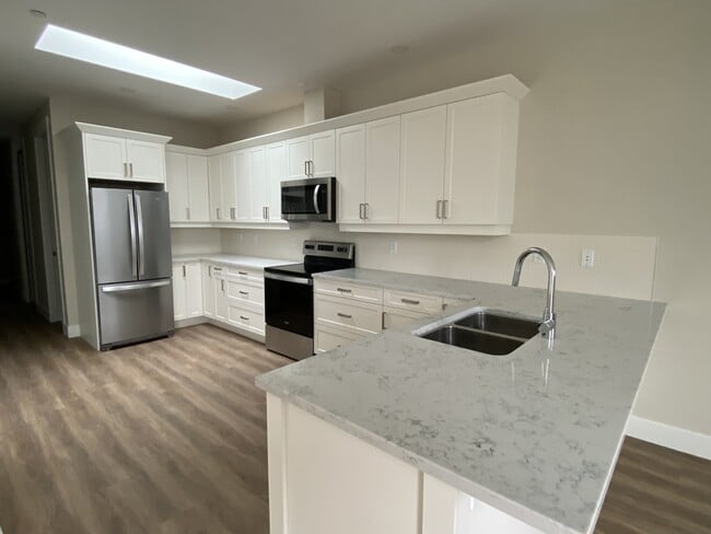 Photo - 175 Weld St Unit 301