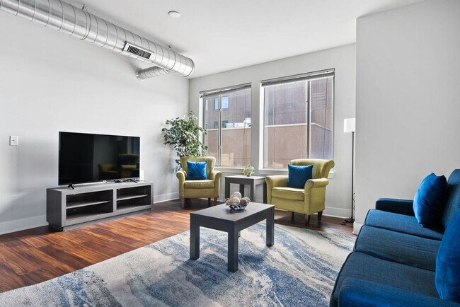 Photo - 235 S Delaware St Unidad FL3-ID1364136P