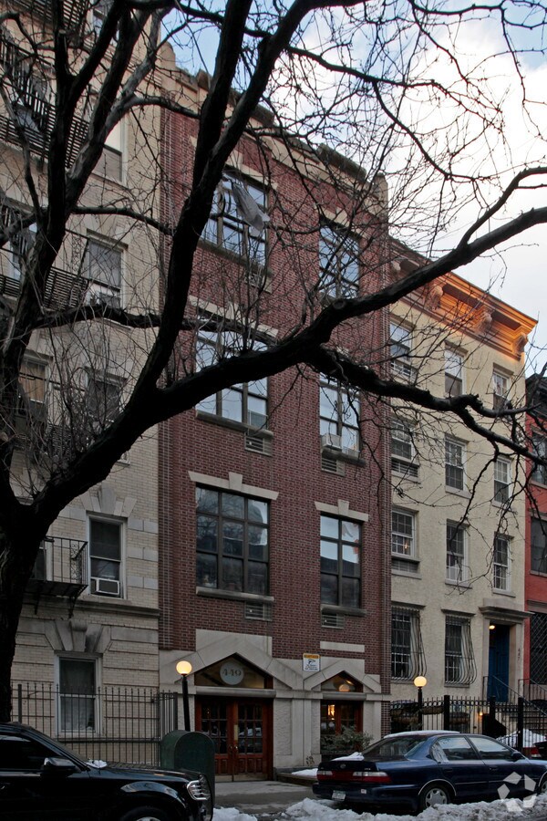 Photo - 449 West 44th Street