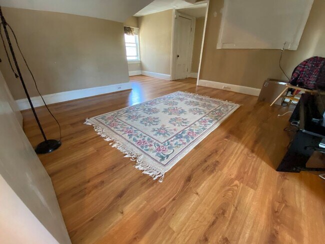 Photo - 2 Wachusett St