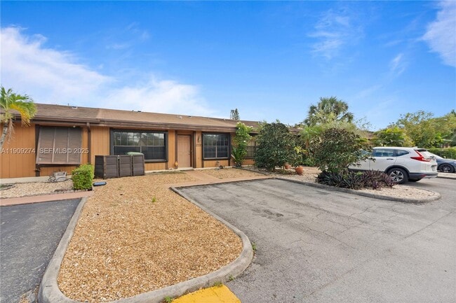 Photo - 2331 Dogwood Ct