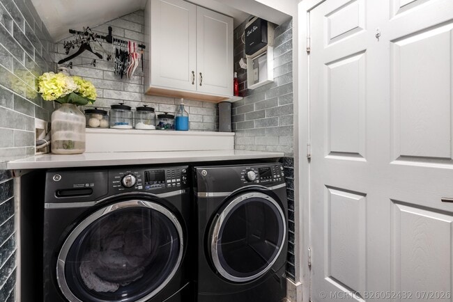 Photo - 636 Fern St
