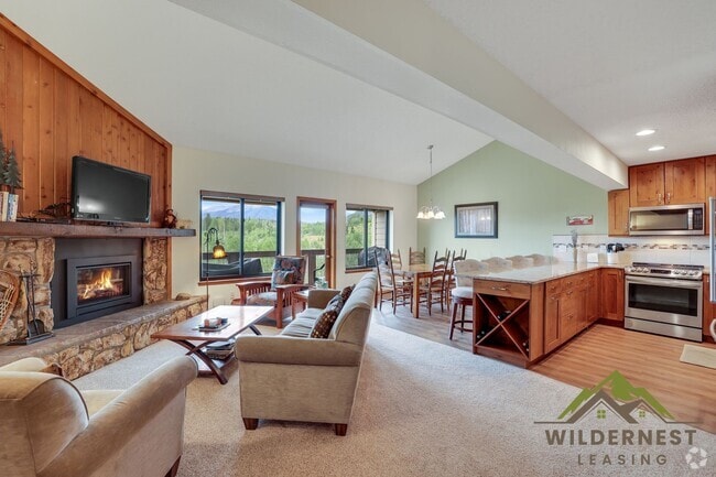 Building Photo - WINTER RENTAL 2 Bedroom/2 Bath, New Furnit...