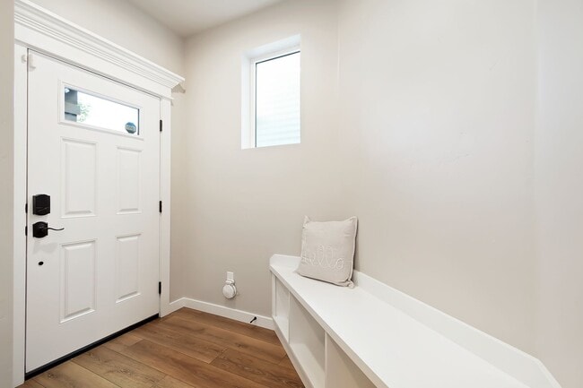 Photo - 4 bedroom, 3 bathroom Home located in the heart of Meridian!