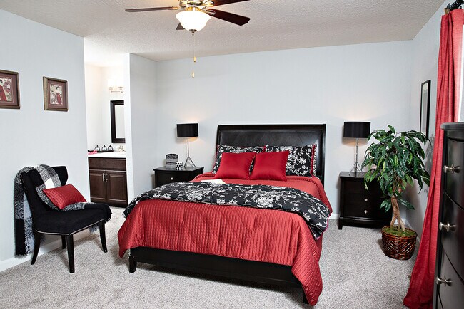 Talbert Woods Apartments and Townhomes