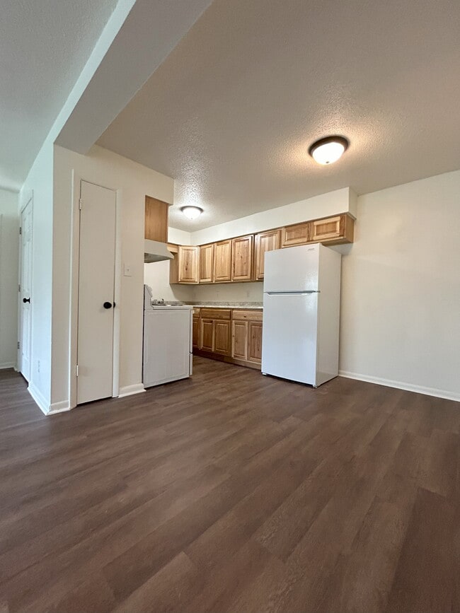 Photo - Hillview Terrace Apartments