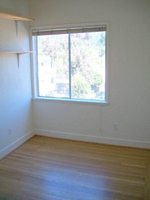 Photo - Newly Remodeled corner unit small 2-bedroom with a full kitchen and lots of light Unit 68
