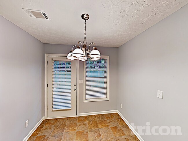 Photo - 2395 Sailor Ln