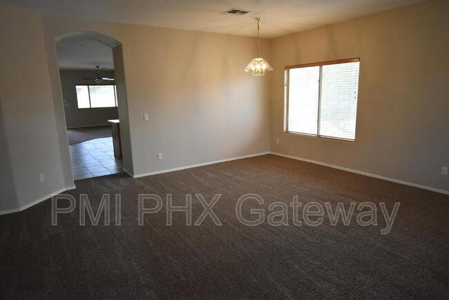 Photo - 1133 E Jade Dr