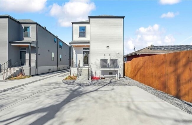 Photo - 1362 Harrison Ave Unit 1362 Harrison Ave