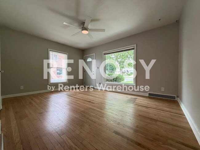 Photo - 1144 Polk Blvd