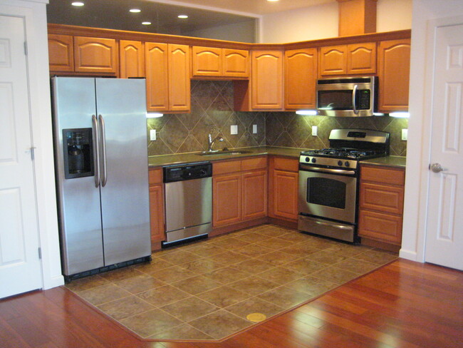 Kitchen - Hawthorne 44 Rental