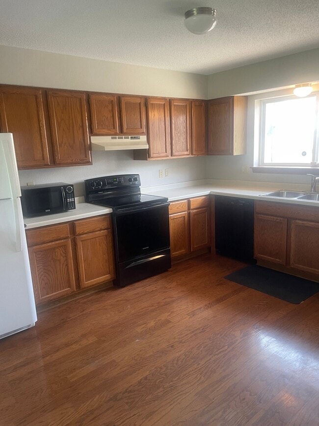 Photo - W163N11528 Windsor Ct Unit A