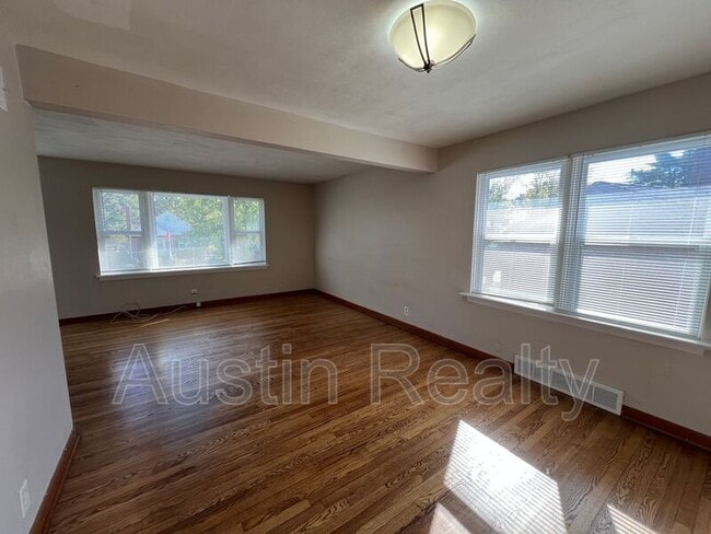 Photo - 1509 Collins Ave