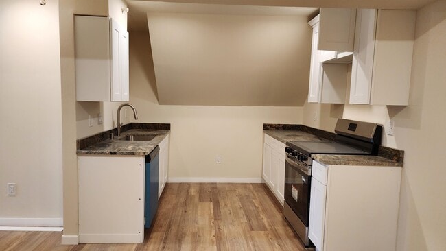 Photo - 908 E Gorham St Unidad 3