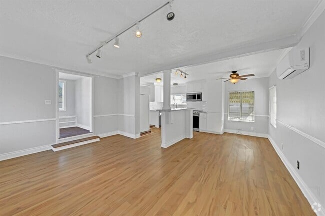 Building Photo - 1112 Cortlandt St Rental