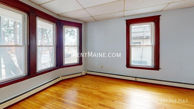 701 Main St Unit 4