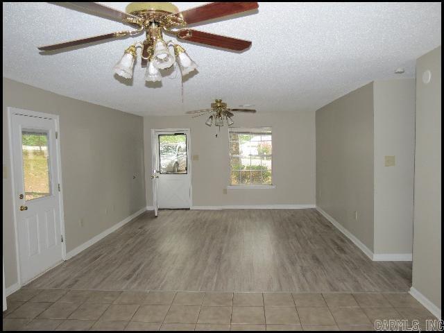 Photo - 609 Nan Cir