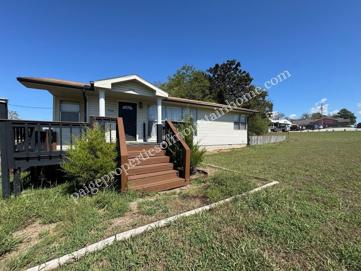 Charming 3-Bedroom Home - Charming 3-Bedroom Home