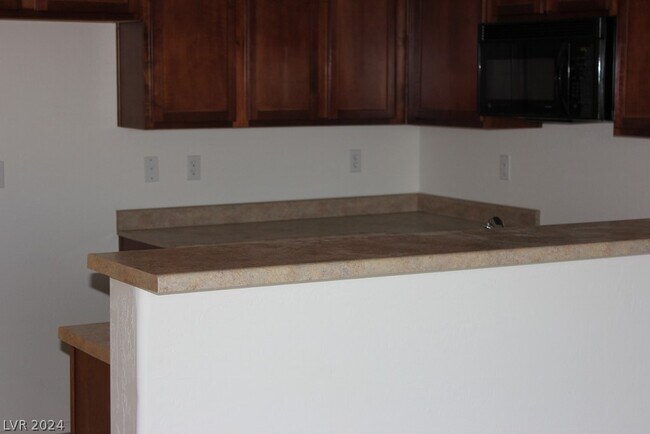 Photo - 5327 Aurora Beam Ave