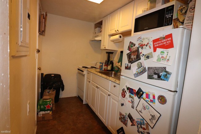 Photo - 2 br, 1 bath - 1961 Commonwealth Ave 6