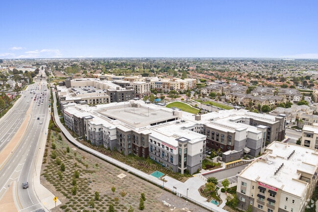 Oxnard Town Square 12