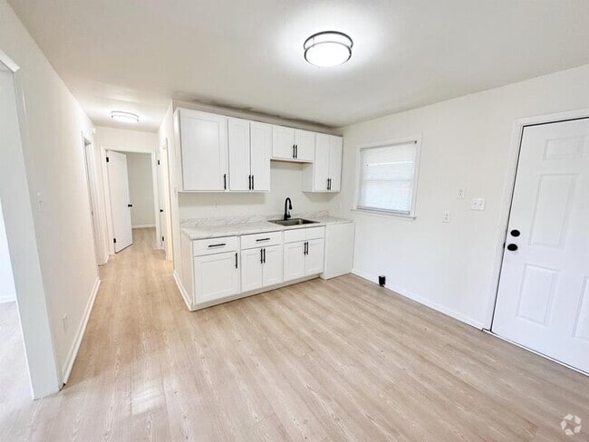 Building Photo - 815 Dana Pl Rental