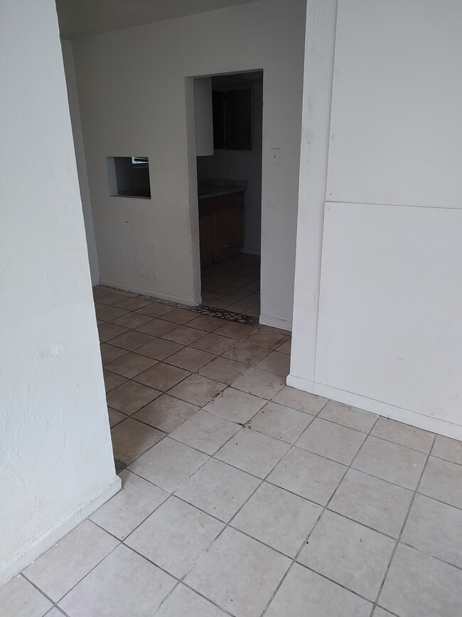 Photo - 538 State St