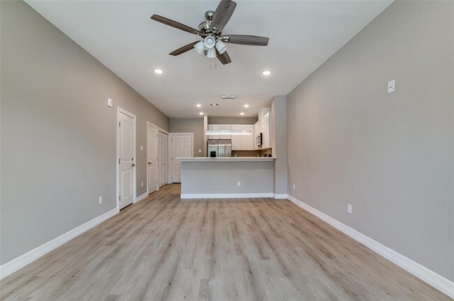 Photo - 5262 Ella Blvd