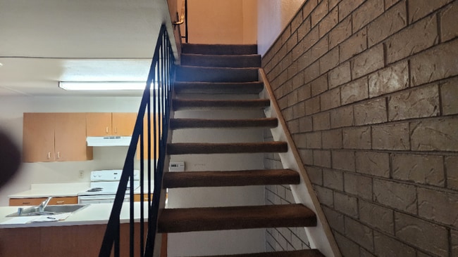 Photo - 2128 Palisade Ave Unit 3