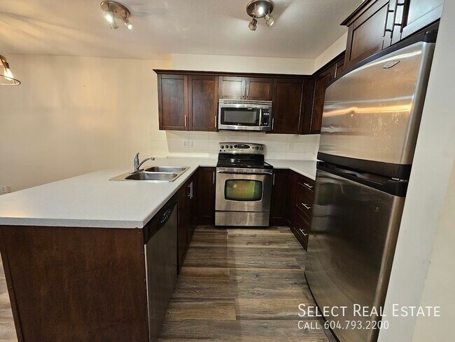 Photo - 46289 Yale Rd Unit 317