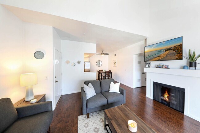 Photo - 2 Bedroom condo with view of the mountains...