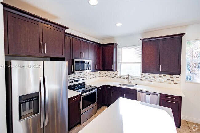 Building Photo - 6950 Pines Cir Rental