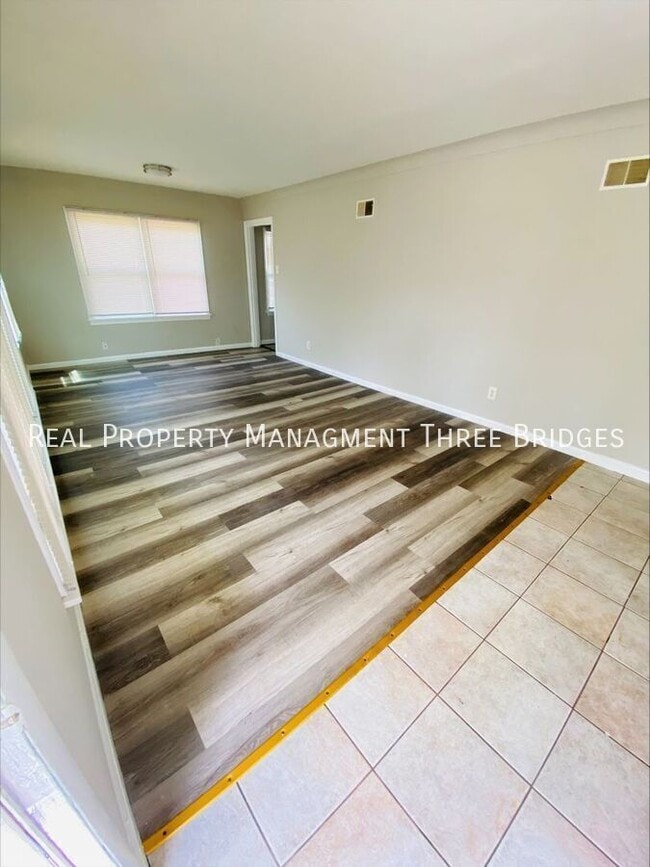 Photo - 6156 Wulff Dr