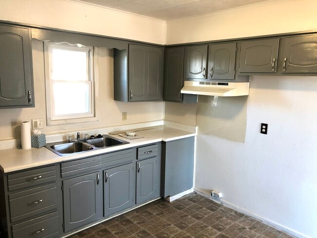 Photo - 130-132 Fauber Ln