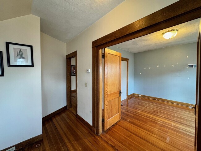 Photo - 29 Frederick Ave Unit 1