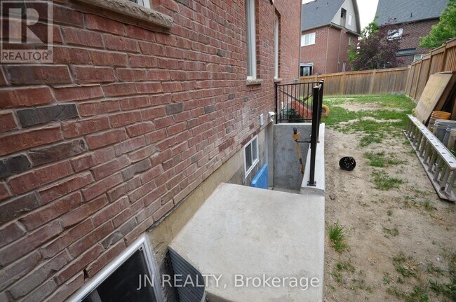 Photo - 34 McEchearn Cres