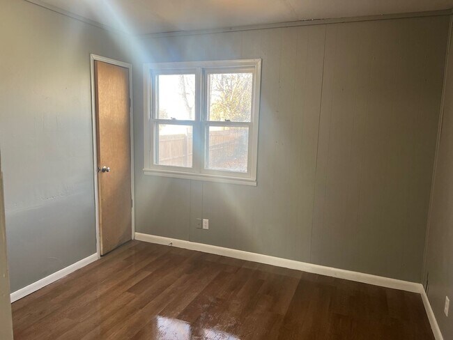 Photo - Updated 3 Bed/1 Bath Home!