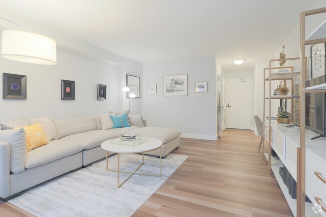 1 BR, 1 BA - Living Room