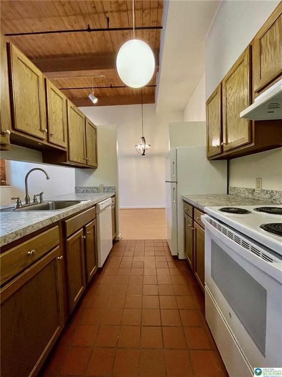 Photo - 101 Race St Unit 102