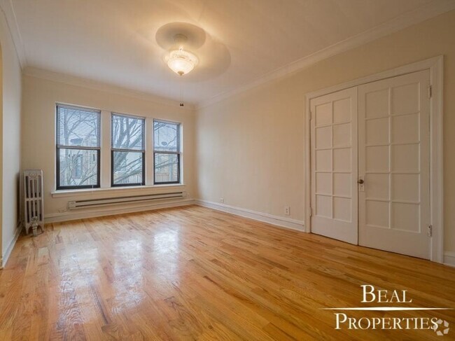 Building Photo - 1 bedroom in CHICAGO IL 60640 Unit 206 Rental