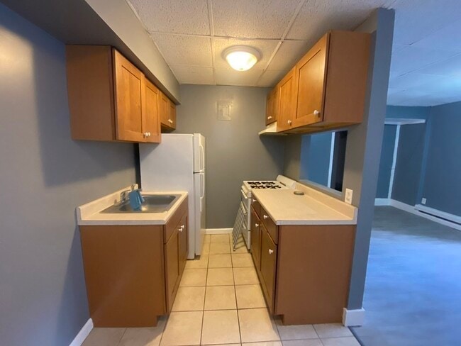 Photo - 1064 Beacon St Unit B